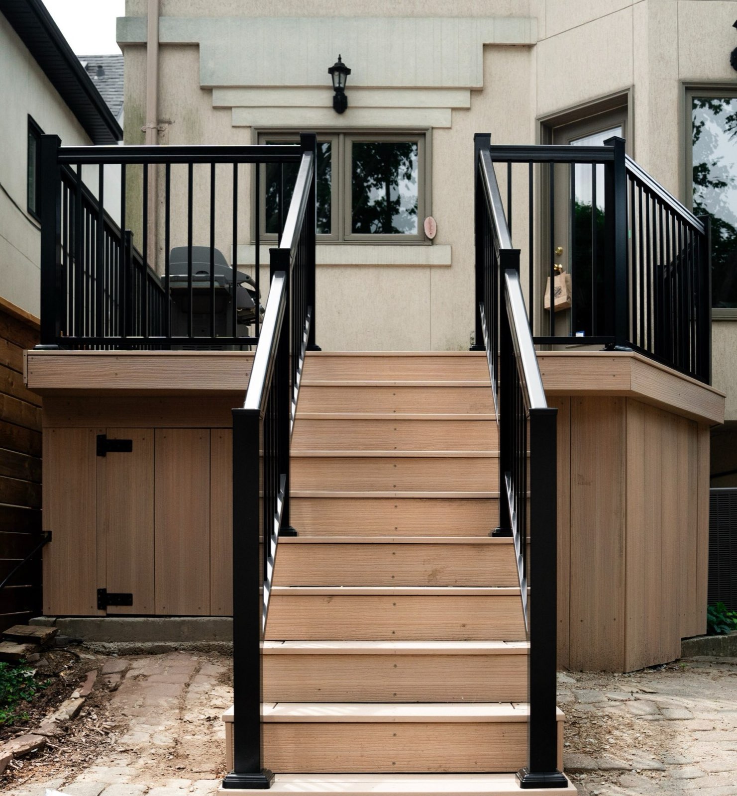 Composite deck in Teddington Park