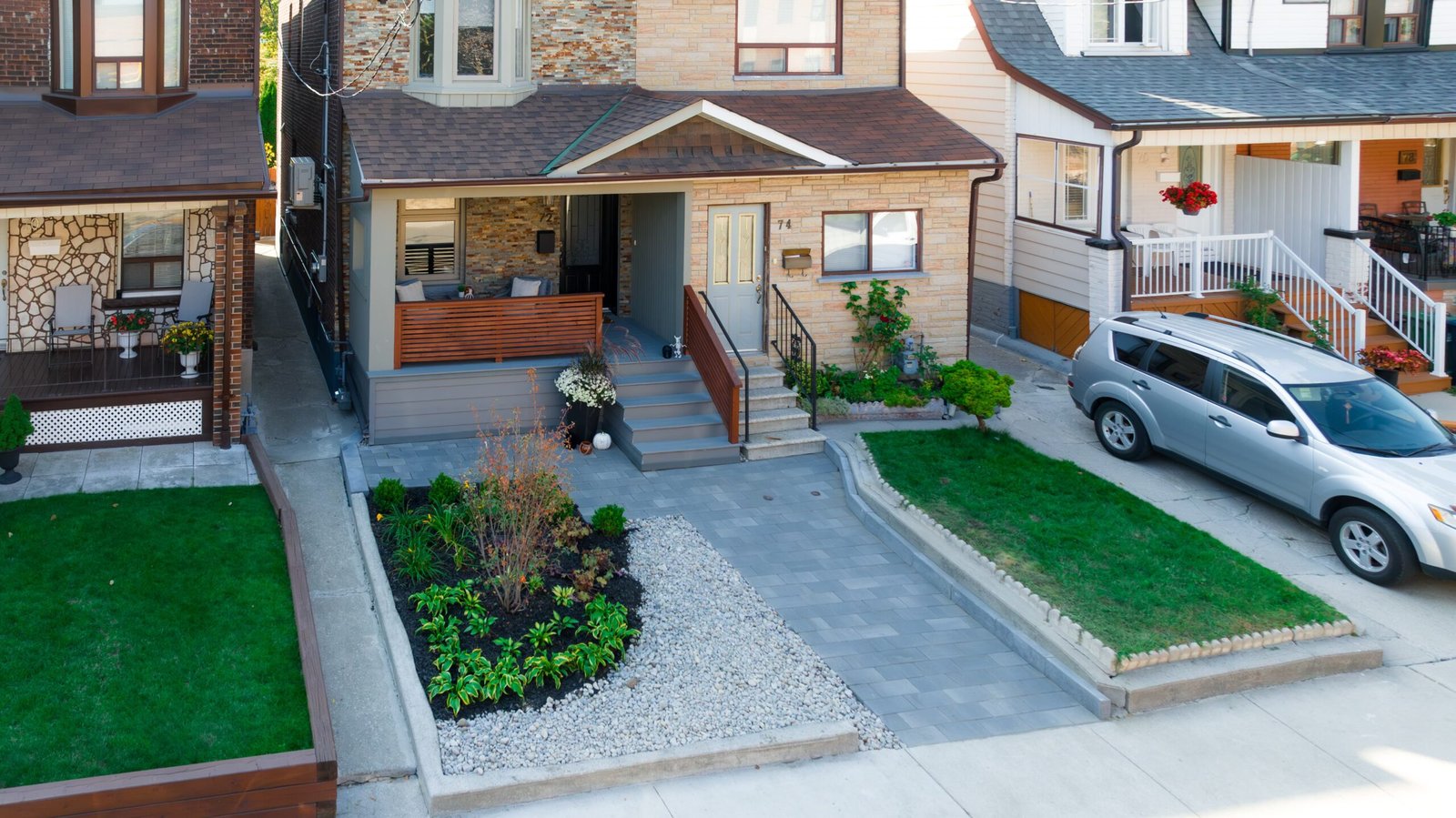 Show The Annex front yard interlock