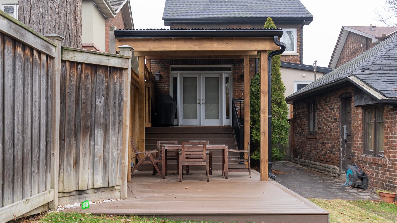 Forest Hill: cedar pergola and composite deck